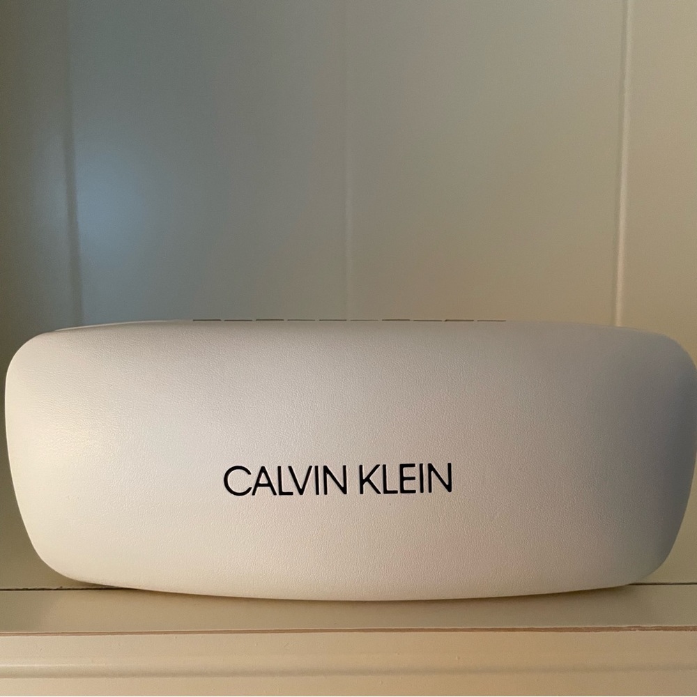 Calvin Klein Hinged Hard Leather Eyeglass Case
